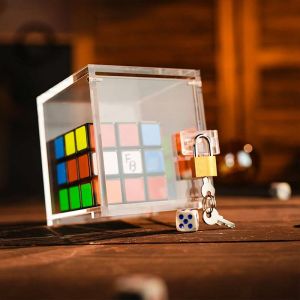 Foto Crystal Prison by Flat Base & TCC Magic