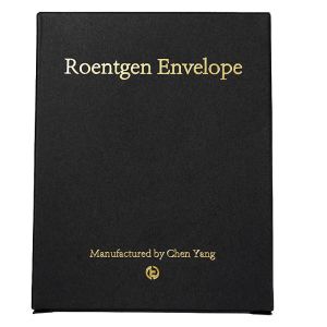 Foto Roentgen Envelope by Chen Yang & TCC Magic