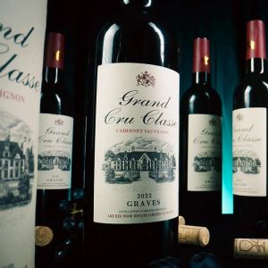Foto Miracle Wine Bottles by TCC Magic