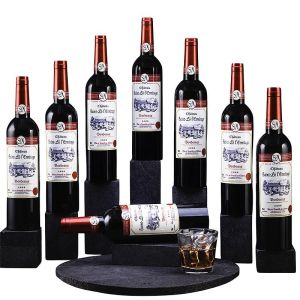 Foto Shiraz Wine Bottles by Tora Magic